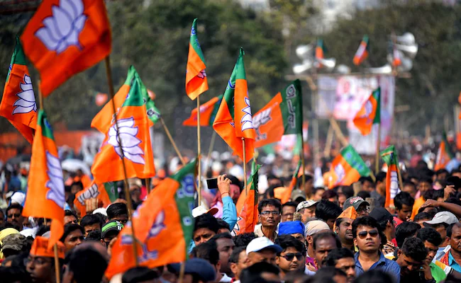 कर्नाटक में BJP देगी कड़ी टक्कर, उम्मीदवारों के चयन से मिली रणनीति की झलक