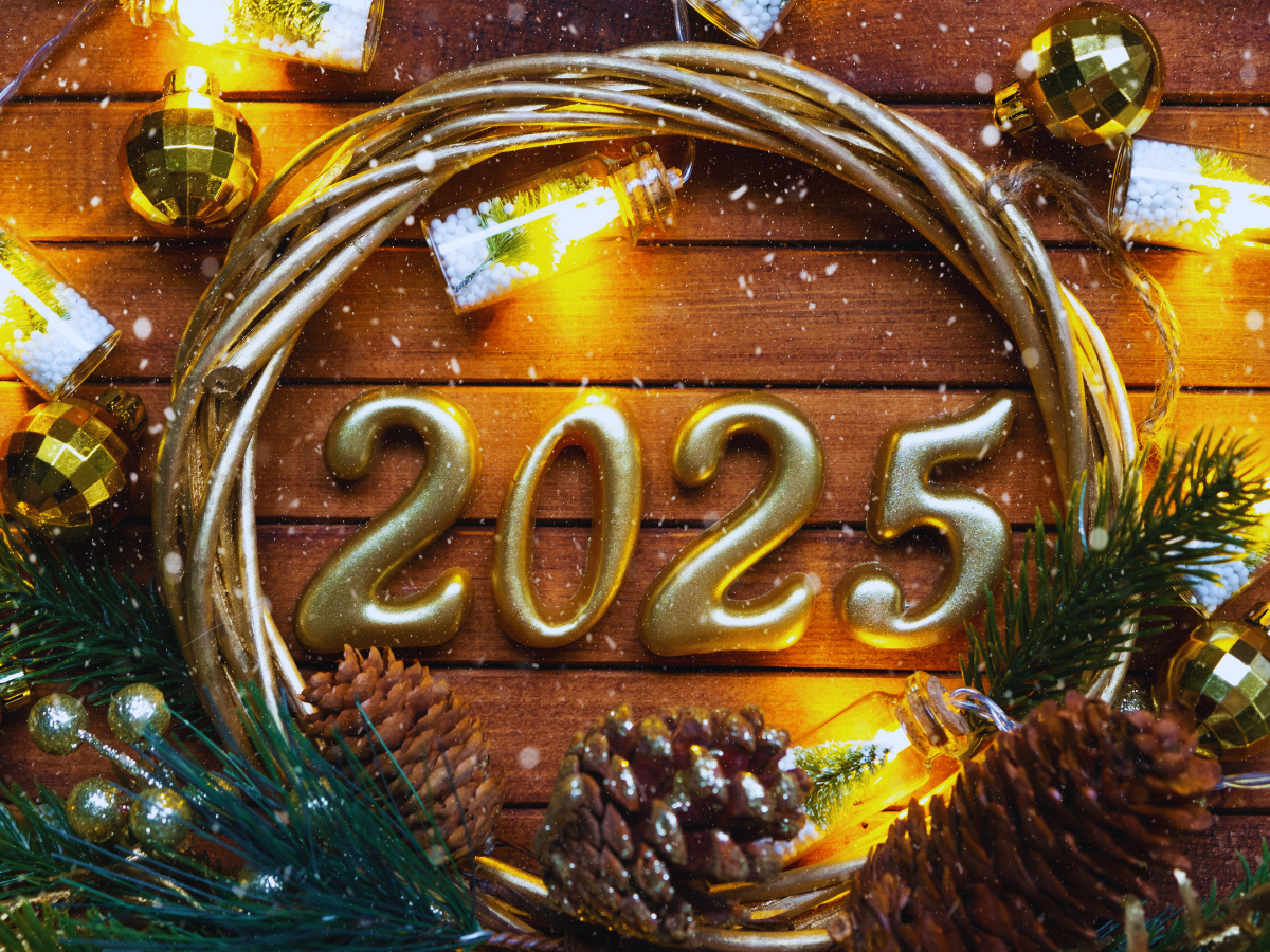 Happy New Year 2025: Wishes, quotes, status, wallpaper and greetings