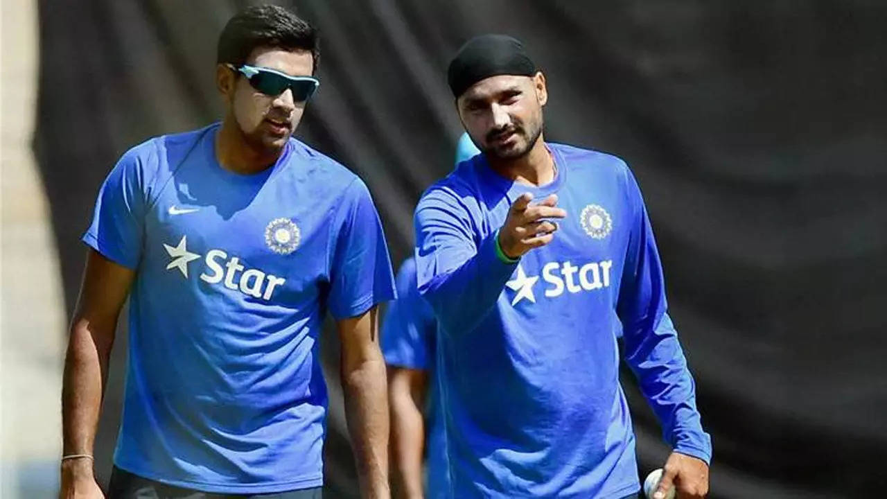 Harbhajan breaks silence on rift with Ashwin