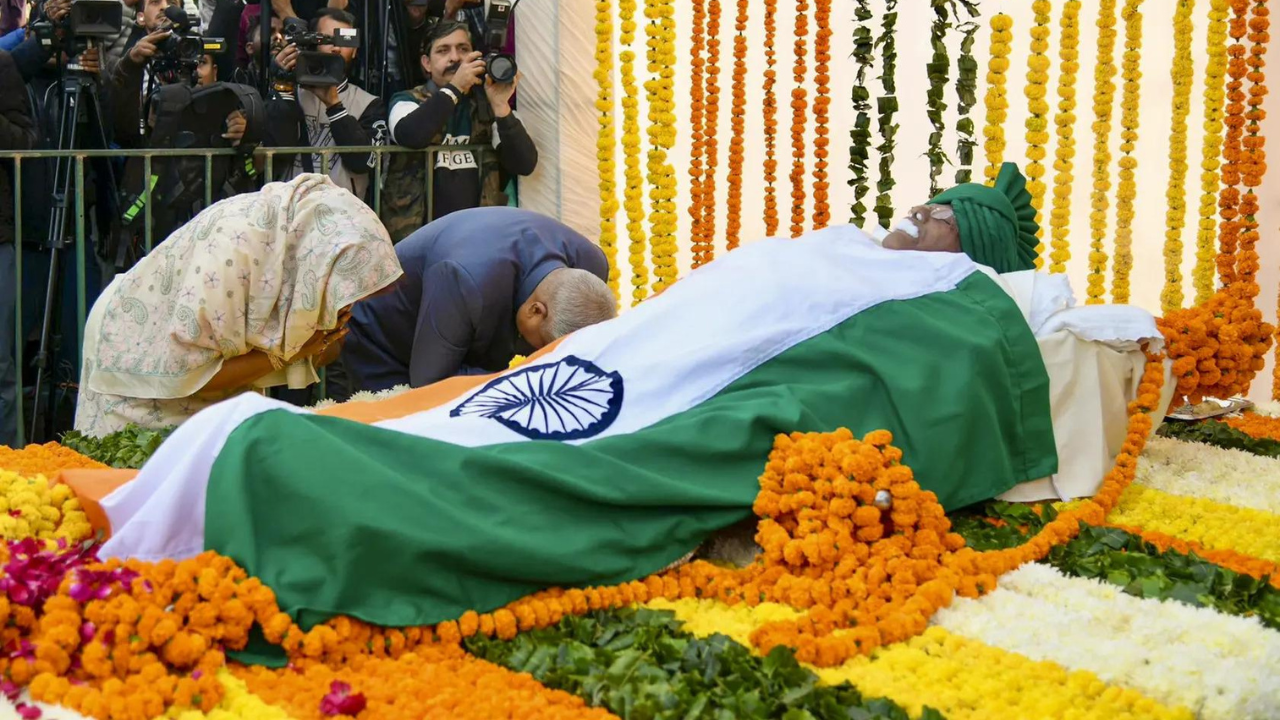 Former Haryana CM OP Chautala cremated with state honours in Sirsa