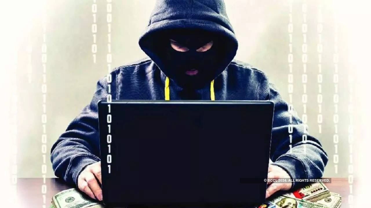 21 held for defrauding 16,000 people of Rs 125 cr in massive cyber fraud