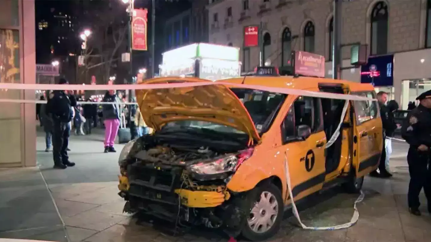 Christmas Day scare: Taxi hits pedestrians in Manhattan, injures many