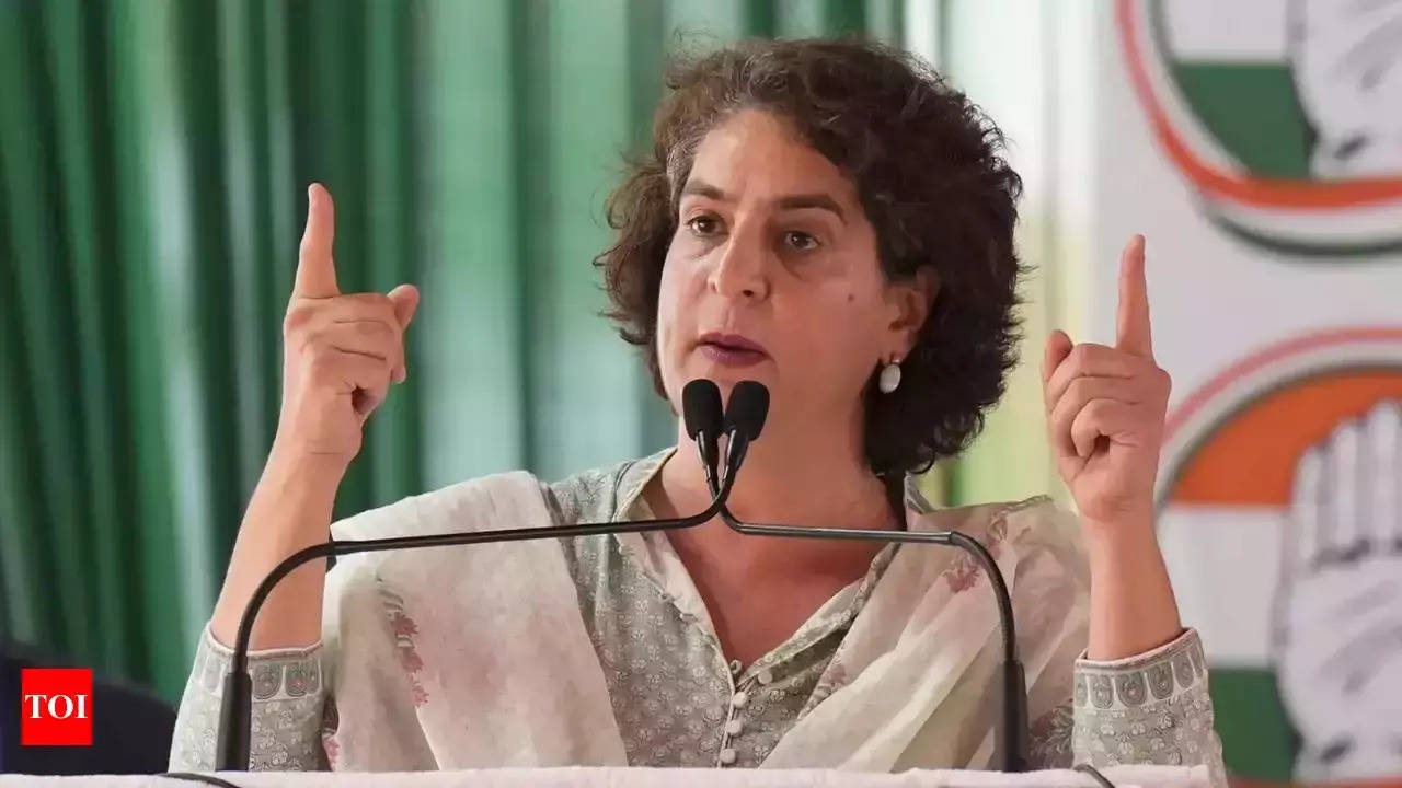 ‘Water cannon, lathi charge in harsh cold inhuman’: Priyanka on BPSC stir