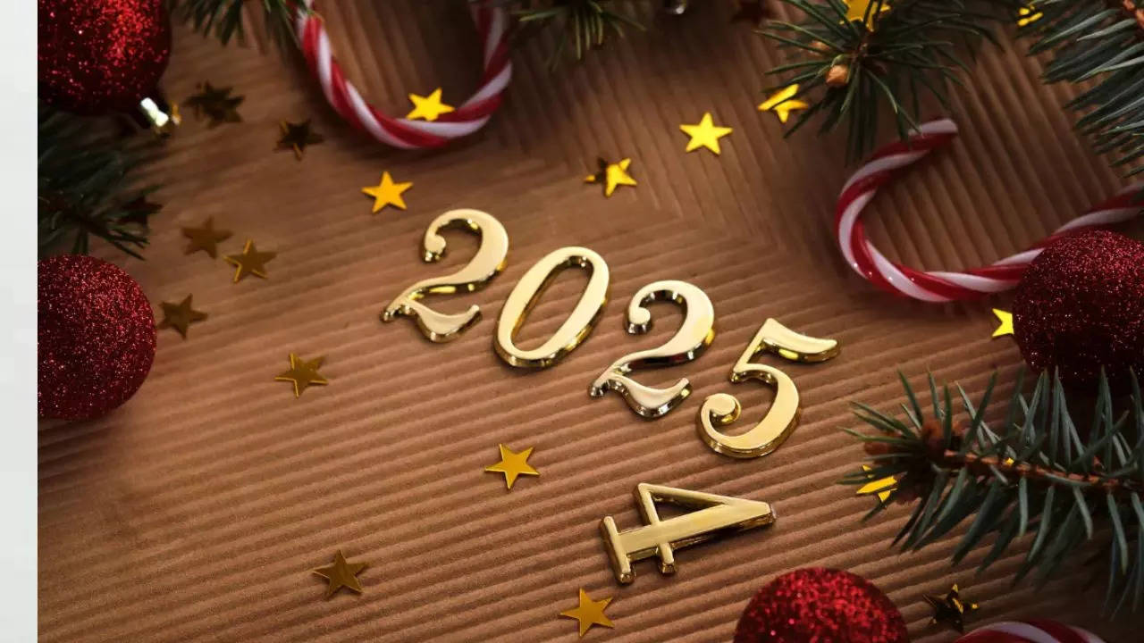 30+ Happy New Year 2025 wishes, messages, and quotes to share