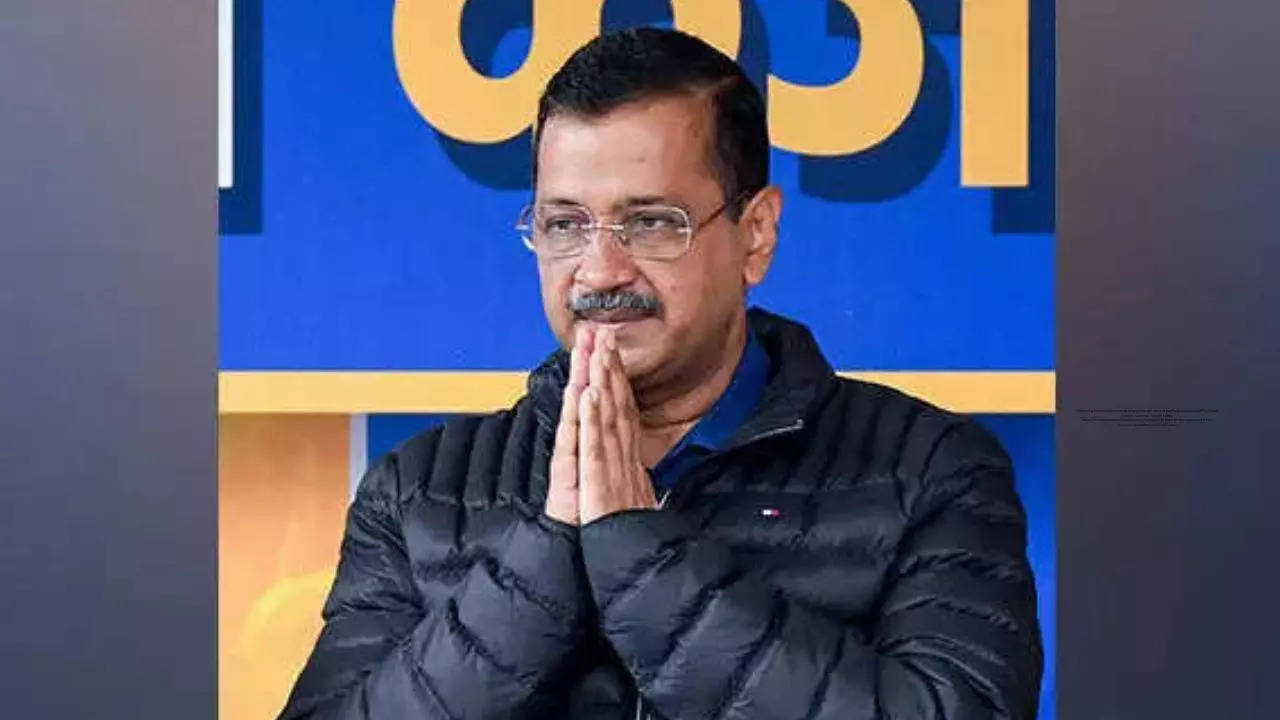 ‘Notified farm laws’: Cong attacks Kejriwal as Delhi polls near