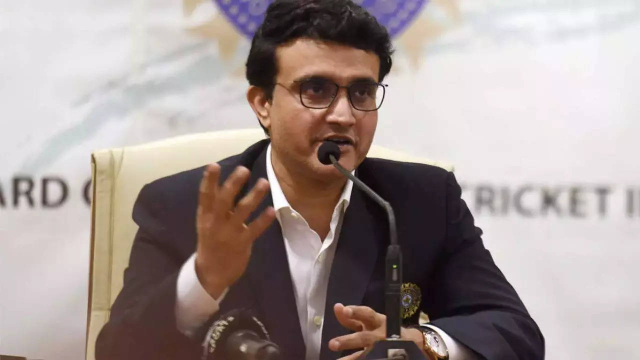 Close call for Sourav Ganguly’s daughter as bus hits her car in Kolkata