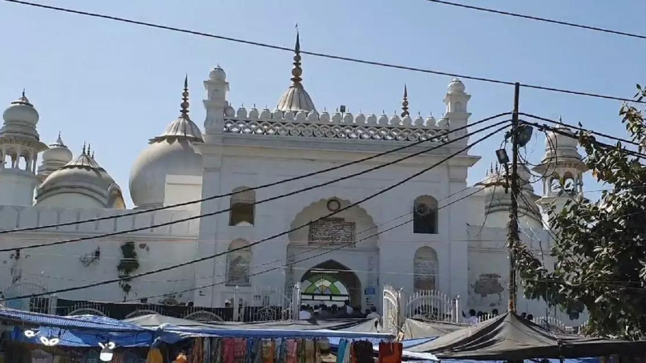 ‘Aligarh’s Jama Masjid built on site of temples’: RTI activist files petition