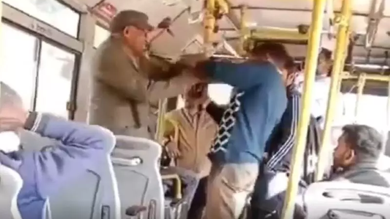 Retired IAS officer kicked, punched by bus conductor over tiff in Jaipur