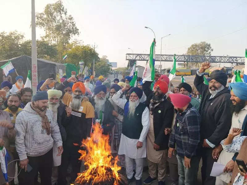 Rival farmers’ groups to unite for Jan 26 tractor rallies